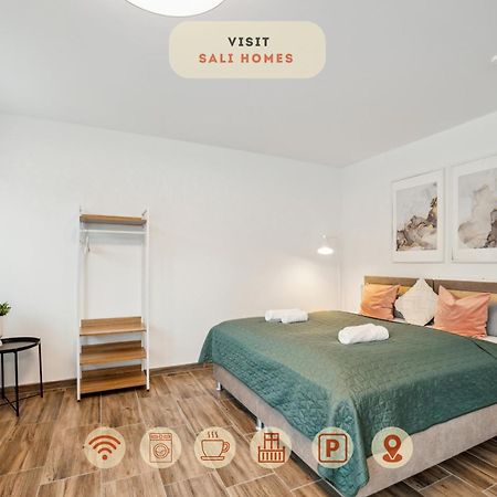 Sali Homes Elegant And Stylish Retreat In Heart Of Bayreuth, Close To River エクステリア 写真